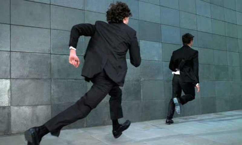 nằm mơ thấy bị rượt đuổi bởi người thân